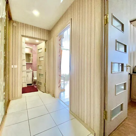 Apartpoltava: Elegant City Center Apartment Near Chestnut Alley Exterior photo