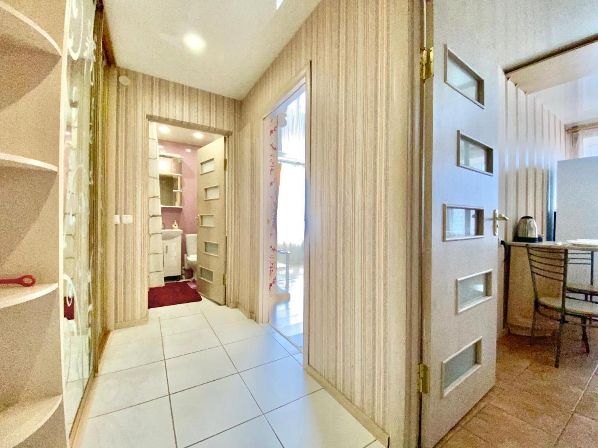 Apartpoltava: Elegant Center Near Chestnut Alley *